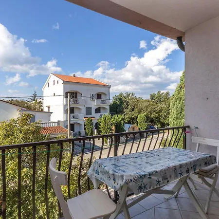 In * יאדראנובו