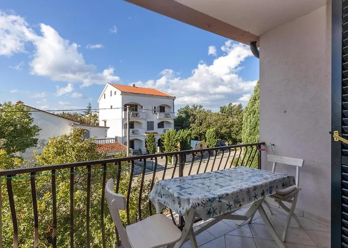 In * יאדראנובו